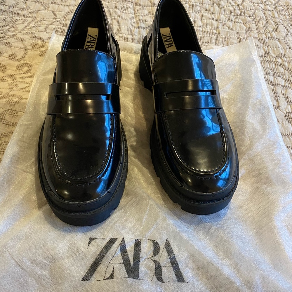 New Zara Loafers black patent leather.